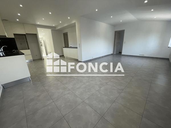 Location Appartement 3 pièces 69.84 m² - 419 CHEMIN DE L'AVELAN Tanneron 83440