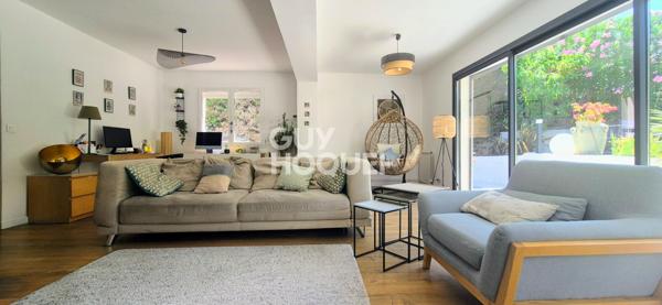 Maison Bouc Bel Air 138 m2, 3 chambres, sur terrain de 517 m2 avec piscine