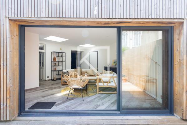 MAISON DE VILLE AVEC JARDIN ET GARAGE