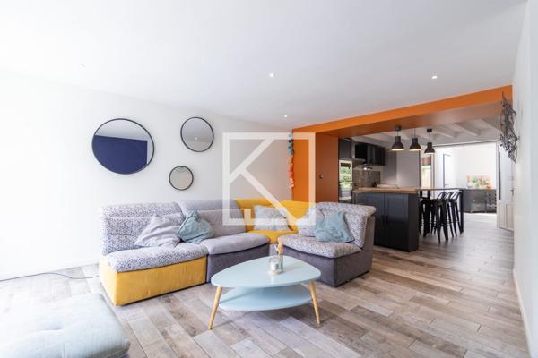 MAISON DE VILLE AVEC JARDIN ET GARAGE
