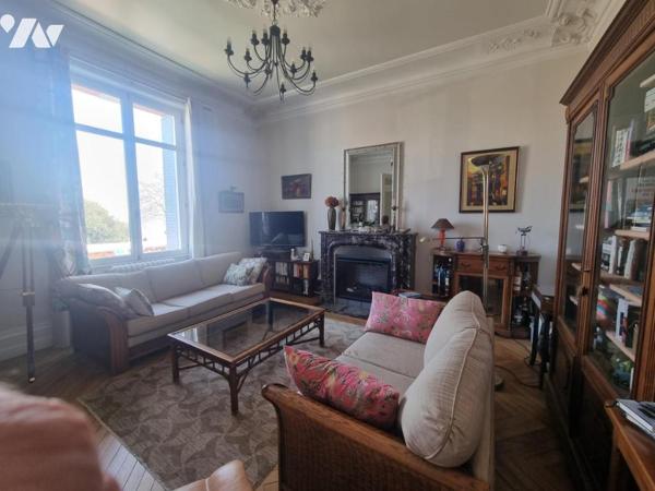 SAINT-NAZAIRE, quartier SAUTRON, MAISON FACE MER