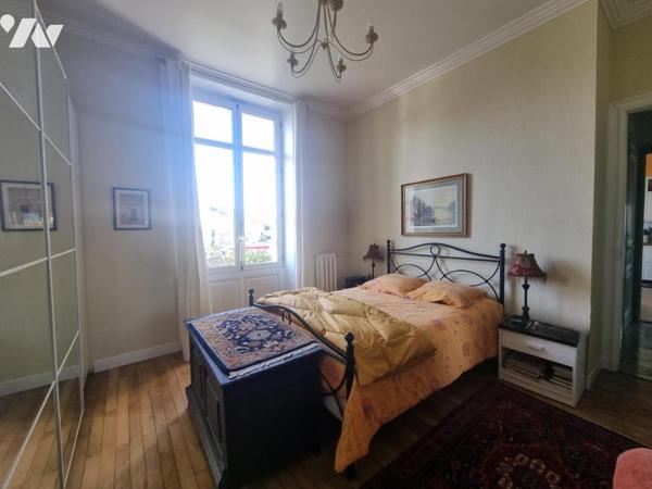 SAINT-NAZAIRE, quartier SAUTRON, MAISON FACE MER