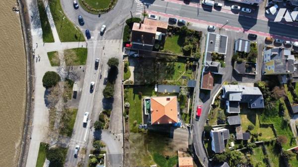 SAINT-NAZAIRE, quartier SAUTRON, MAISON FACE MER