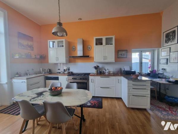 SAINT-NAZAIRE, quartier SAUTRON, MAISON FACE MER