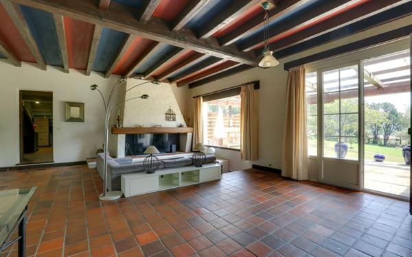 Maison à vendre    5 pièces •  Urrugne