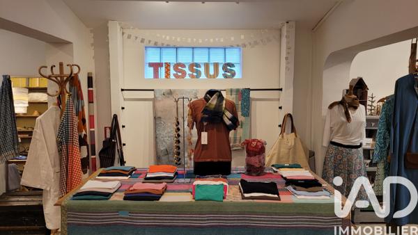 Habillement, Textile​ à vendre 66 m² Maubec