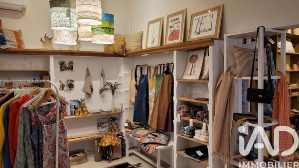 Habillement, Textile​ à vendre 66 m² Maubec