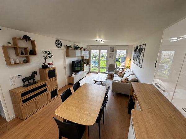 Appartement Verneuil Sur Seine 4 pièce(s) 83 m2 390 000 € **  - Référence  1175