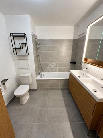 Appartement Verneuil Sur Seine 4 pièce(s) 83 m2 390 000 € **  - Référence  1175