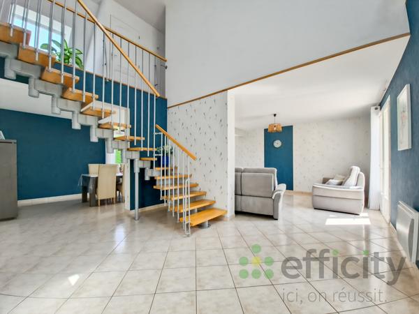 Maison 7 pièces - 160 m² Exclusivité efficity