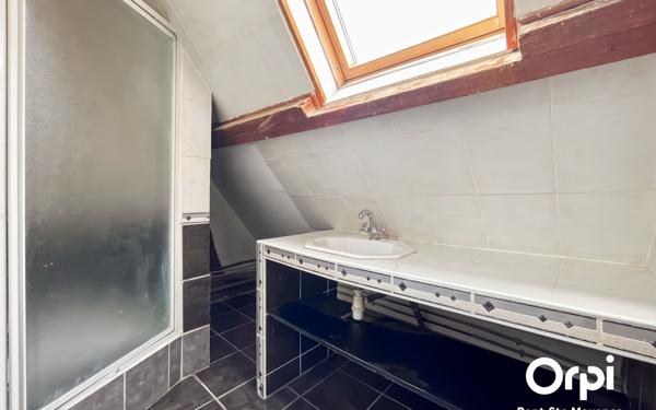 Maison à vendre    6 pièces • 142,96 m2 Verberie