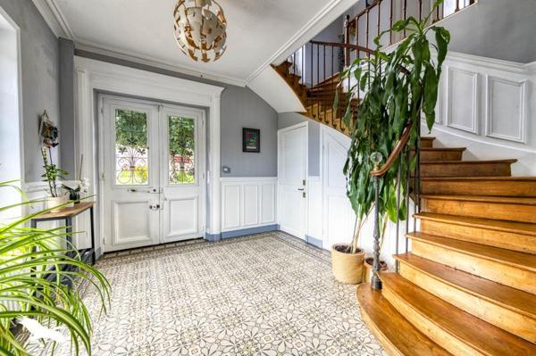 Maison à vendre |  Ronquerolles |  10 pièces | 305 m²