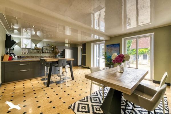 Maison à vendre |  Ronquerolles |  10 pièces | 305 m²