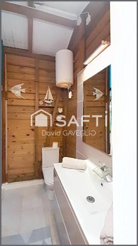 Chalet en bois avec piscine construit en 2009
