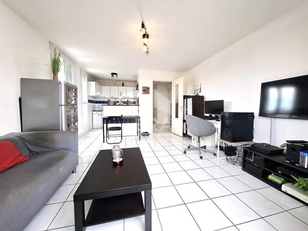 Charmant Appartement à Vendre à Marseille - Vue Mer !