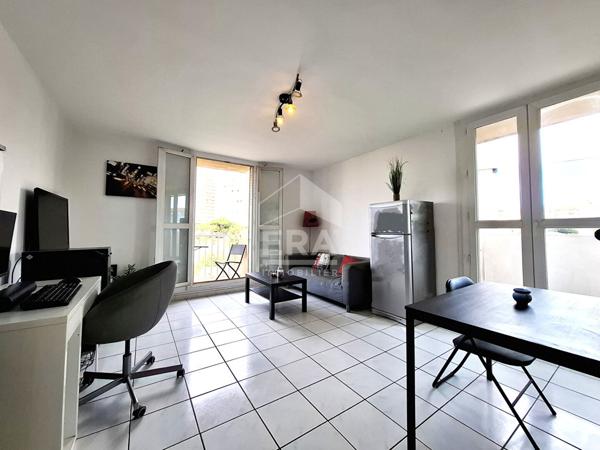 Charmant Appartement à Vendre à Marseille - Vue Mer !