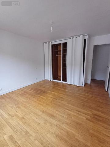 Appartement à vendre à Loudéac dans les Côtes-d'Armor (22600), ref : 22110-2222