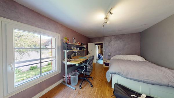 Maison 7 pièce(s) 215 m2