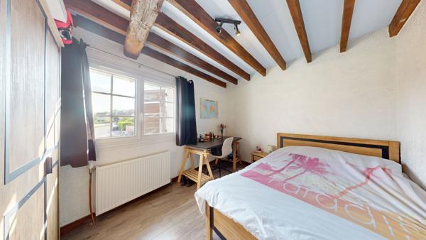 Maison 7 pièce(s) 215 m2