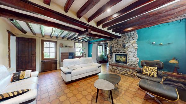 Maison 7 pièce(s) 215 m2