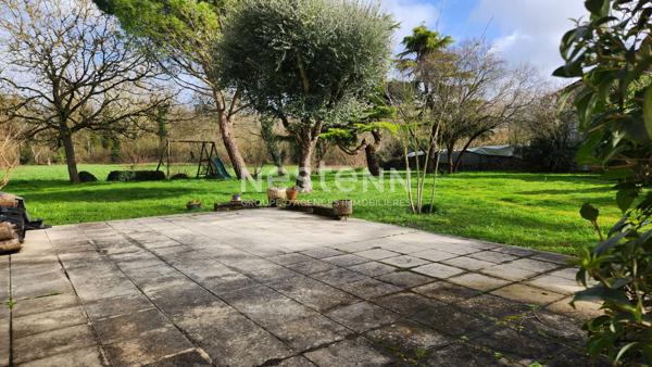 Grande maison de famille avec suite parentale, dépendances, grange sur un grand terrain à Doix les Fontaines