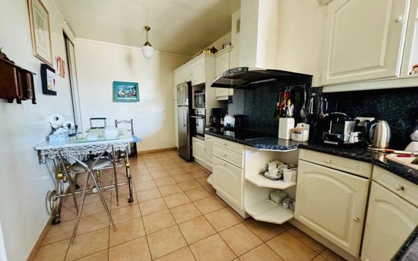 Appartement à vendre    2 pièces • 67 m2 Boulogne-Billancourt