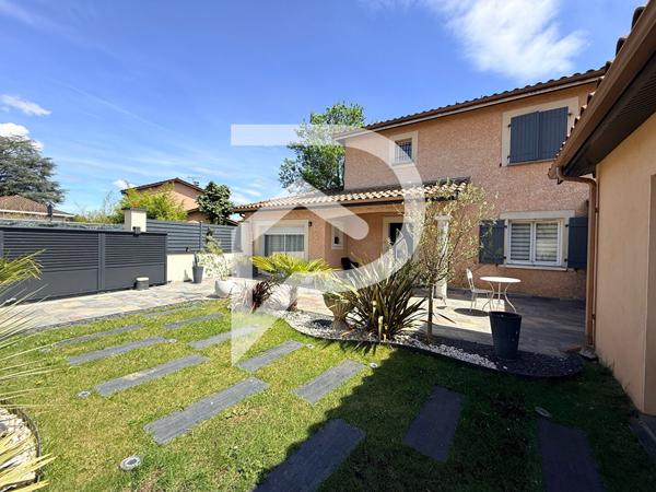 Maison 7 pièces 159.2 m2