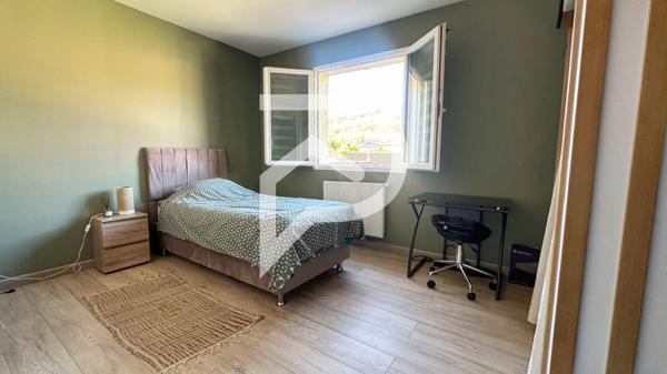 Maison 7 pièces 159.2 m2