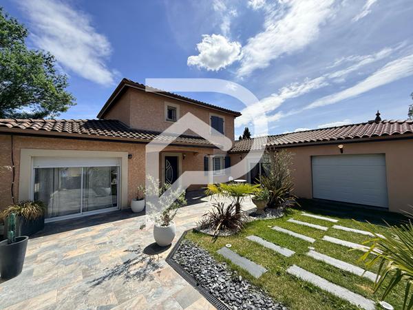 Maison 7 pièces 159.2 m2