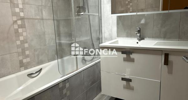 À vendre Appartement 5 pièces 108 m² - Versailles 78000