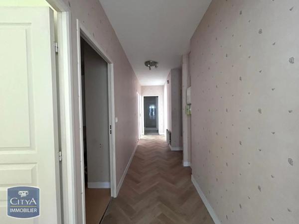 Appartement à louer 3 pièces 83.6m²