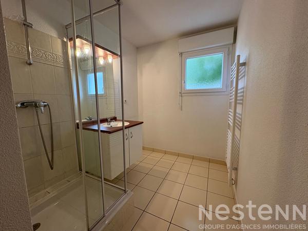 À LOUER - Bel appartement T3 de 67 m² avec jardin et terrasse à PLUNERET