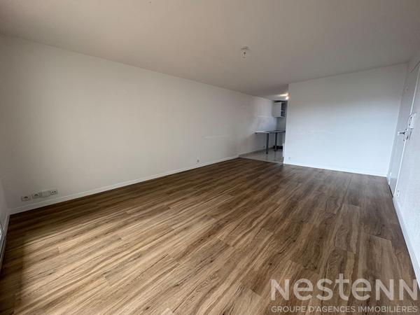 À LOUER - Bel appartement T3 de 67 m² avec jardin et terrasse à PLUNERET