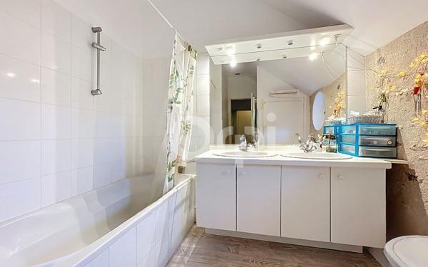 Maison à vendre    5 pièces •  La Ferté-Gaucher