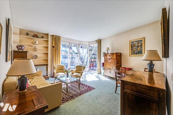 Notaire - PARIS XVIème Mirabeau - Appartement en pignon avec terrasse