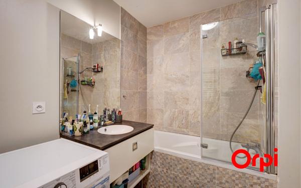 Appartement à vendre    3 pièces • 57,54 m2 La Mulatière