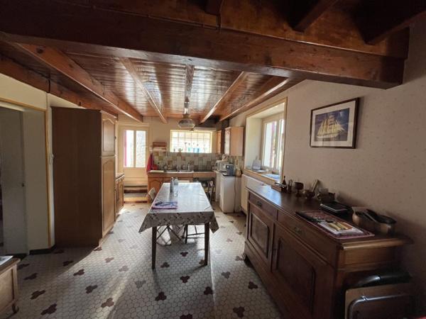 Maison à vendre |                                       Saint-Martin-lès-Melle |                                        7 pièces  |  163 m²