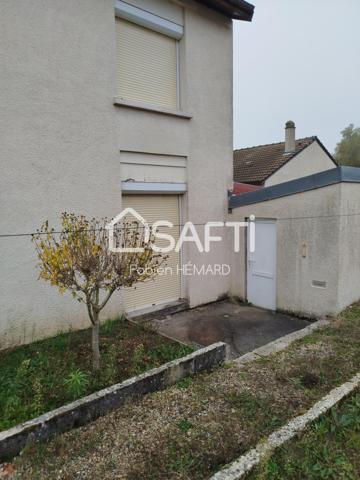 MAISON DANS QUARTIER RESIDENTIEL PROCHE ECOLES et CITE SCOLAIRE Collège et Lycée