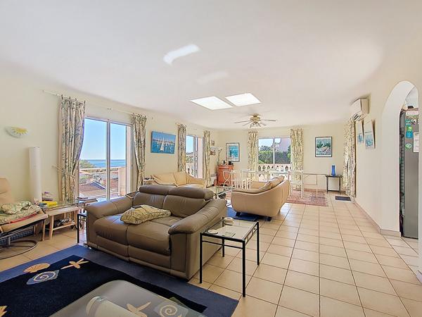 Saint-Aygulf vue mer exceptionnelle garage piscine