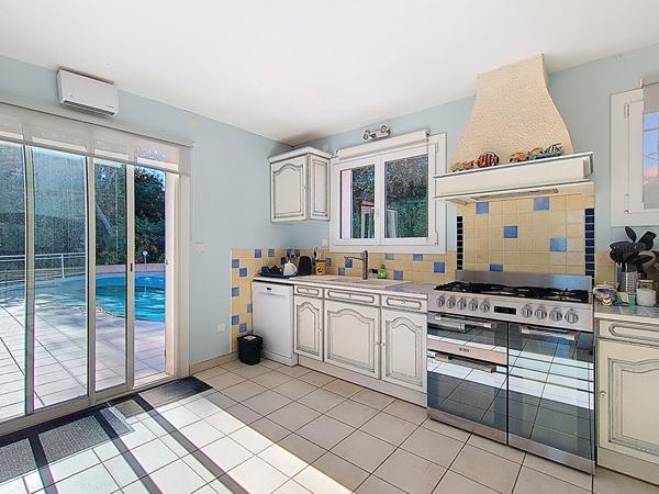 Saint-Aygulf vue mer exceptionnelle garage piscine