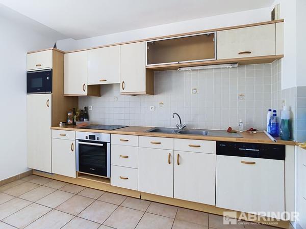 Superbe T4 en Dernier Étage avec 3 Balcons et Garage – Lille Saint-Maurice LILLE