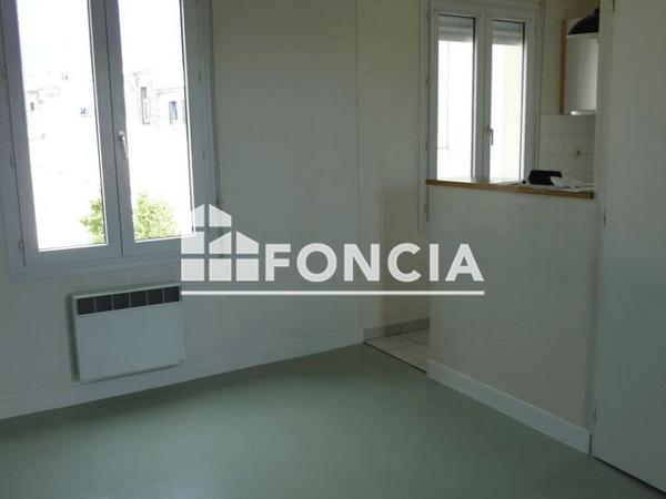 À vendre Studio 22 m² - Niort 79000
