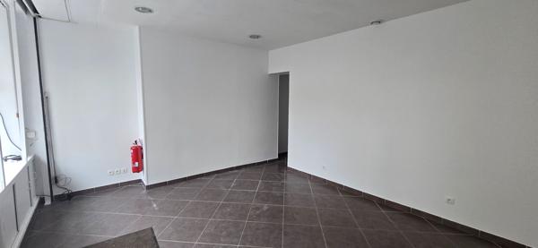 Local commercial Troyes 2 pièce(s) 40 m2