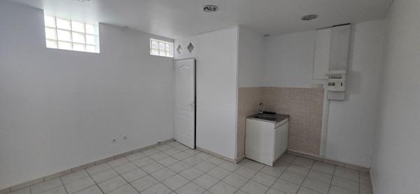 Local commercial Troyes 2 pièce(s) 40 m2