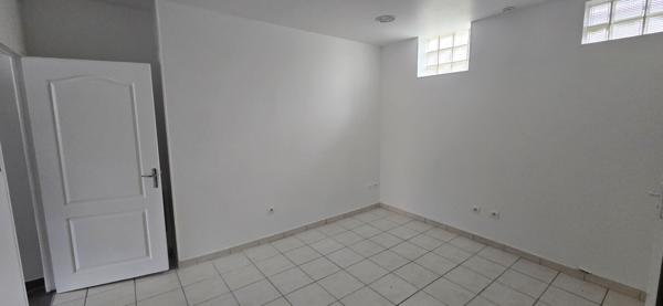 Local commercial Troyes 2 pièce(s) 40 m2