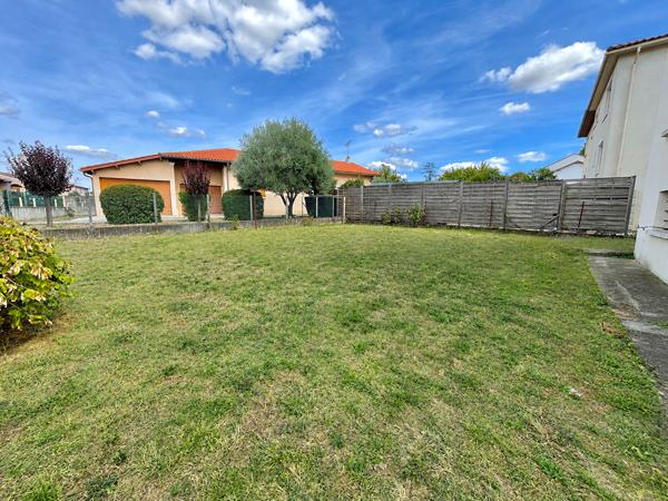 Maison T4 de 74m² à L'Isle-Jourdain