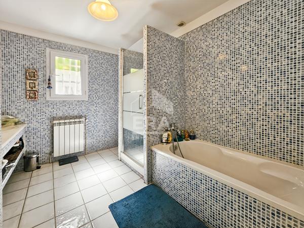 EXCLUSIVITE - LES PENNES-MIRABEAU - MAISON T4 DE 110m2 SUR UNE PARCELLE DE 794m2
