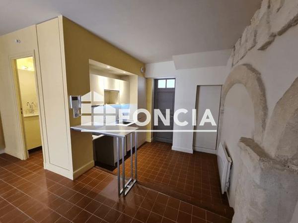 Location Studio 26.85 m² - 35 B RUE DU FOUR DE LA TERRE Avignon 84000