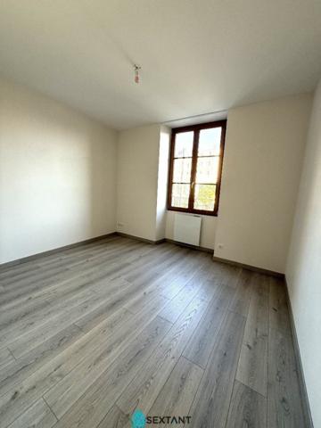 DIVONNE-LES-BAINS- Bel appartement T4 - 87 m² - Centre-ville- 435.000 