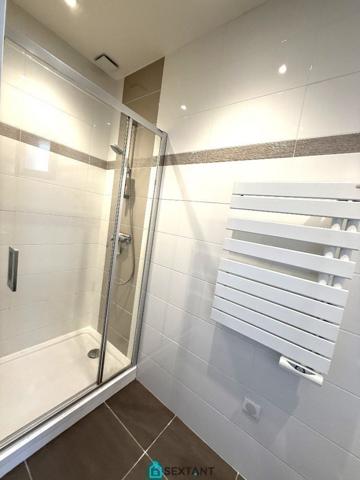 DIVONNE-LES-BAINS- Bel appartement T4 - 87 m² - Centre-ville- 435.000 